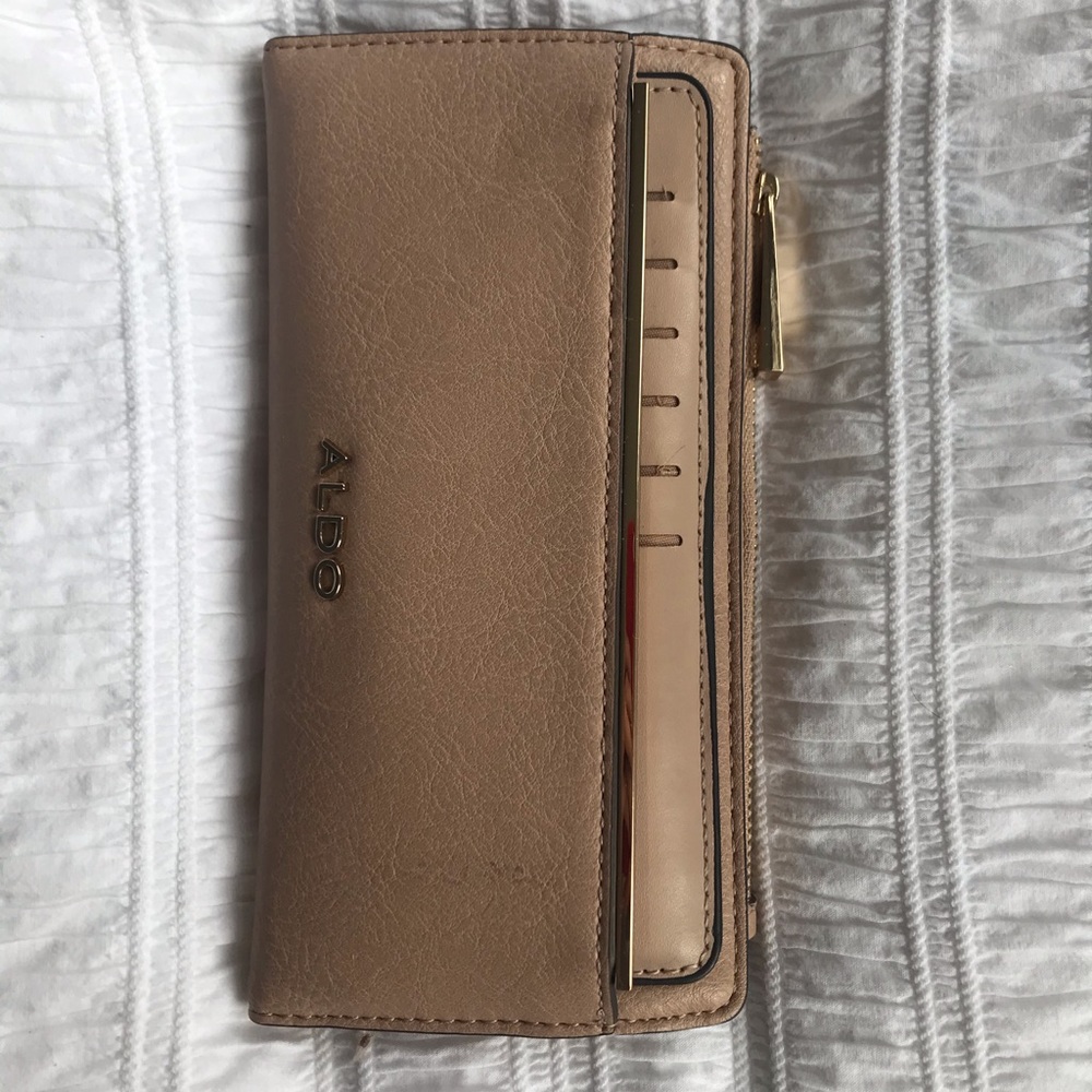 Aldo Wallet
